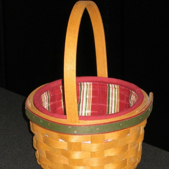 LONGABERGER 2005 CHRISTMAS BASKET WITH HOLIDAY STRIPE LINER & PROTECTOR - Picture 5 of 11